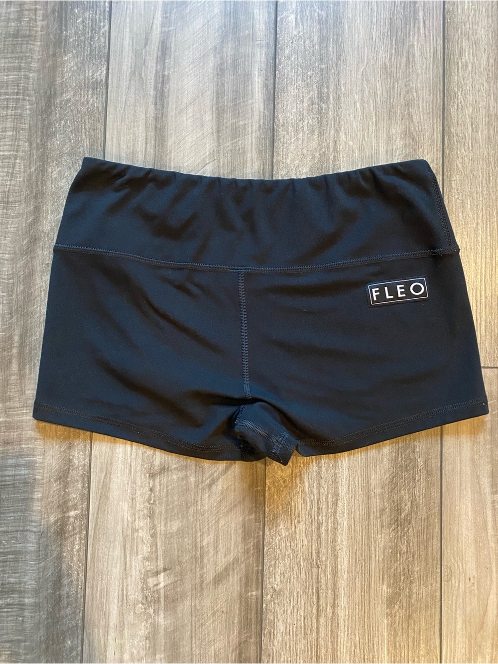 Fleo Black Women's Athletic Workout Shorts Large